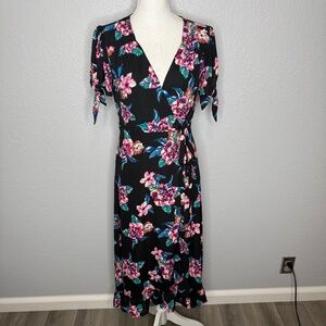 Women's Mi Ami Francesca's‎ floral wrap dress Large